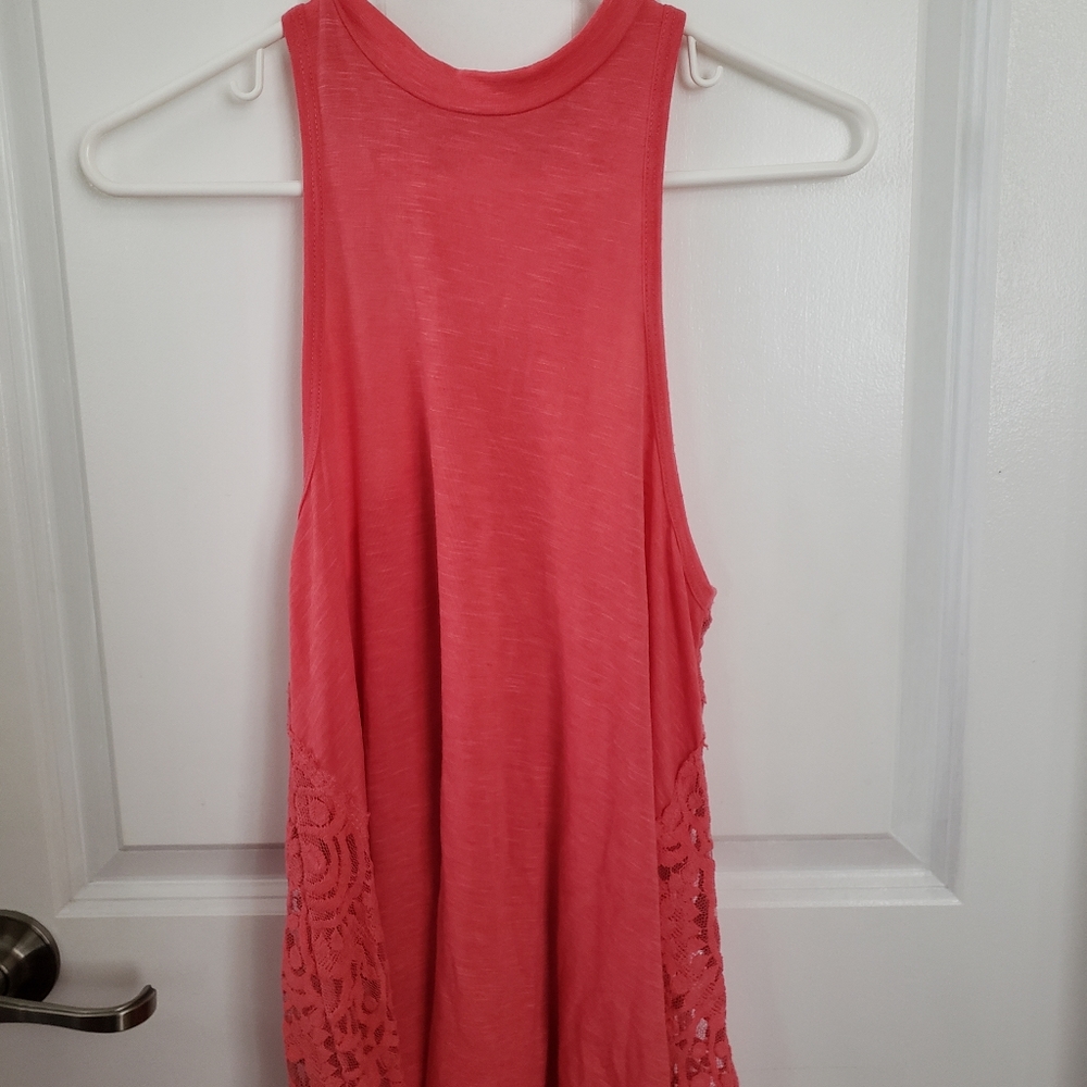 Turtle neck tank top